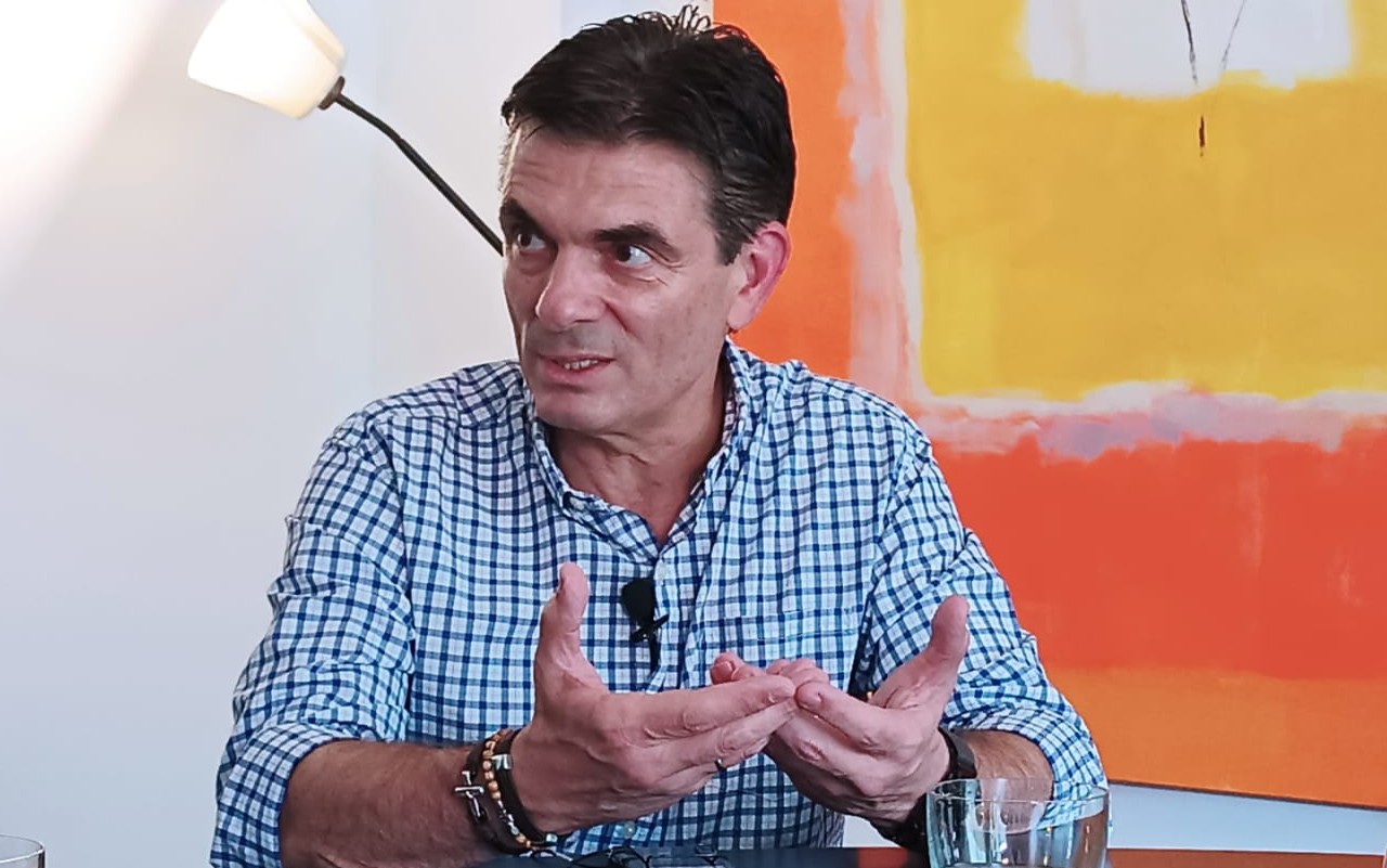 Paz asegura que en EEUU estuvo con números 'uno' del...